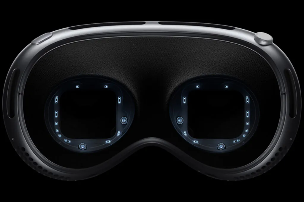 apple vision pro lenses Quest 3 vs Apple Vision Pro