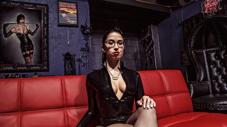 Femdom VR porn: Your Mistress Awaits by SLR Originals with Alex Coal